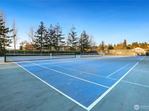 37 Tatoosh Ky, Bellevue WA 98006