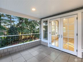 37 Tatoosh Ky, Bellevue WA 98006