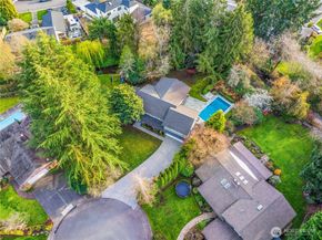 37 Tatoosh Ky, Bellevue WA 98006