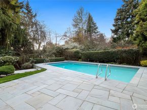 37 Tatoosh Ky, Bellevue WA 98006