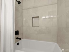 10811 NE 154th Court, Bothell WA 98011