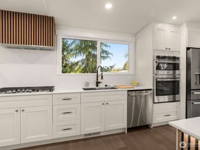 10811 NE 154th Court, Bothell WA 98011