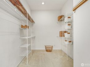 555 Galer Street, Seattle WA 98109