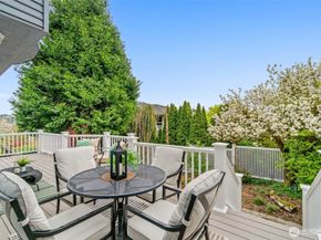 555 Galer Street, Seattle WA 98109