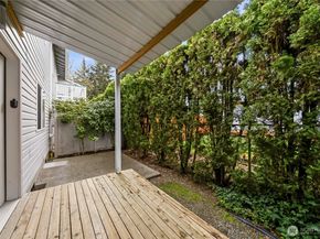 1101 37th Street SE 301, Auburn WA 98002