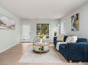 1101 37th Street SE 301, Auburn WA 98002