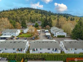 1101 37th Street SE 301, Auburn WA 98002