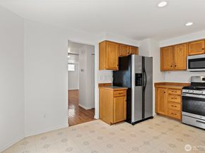 12042 31st Avenue NE, Seattle WA 98125