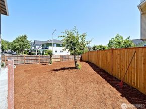 6750 28th Avenue S, Seattle WA 98108