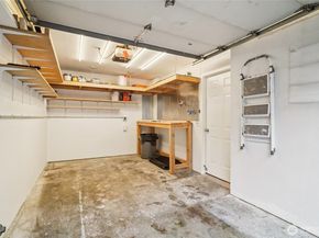 127 25th Avenue E B, Seattle WA 98112