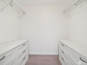 127 25th Avenue E B, Seattle WA 98112