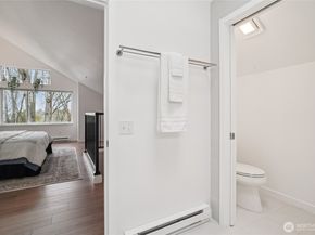 127 25th Avenue E B, Seattle WA 98112