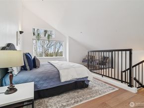 127 25th Avenue E B, Seattle WA 98112