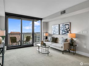 650 Bellevue Way NE 2808, Bellevue WA 98004