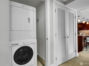 650 Bellevue Way NE 2808, Bellevue WA 98004