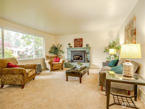 110 N 201st Street, Shoreline WA 98133
