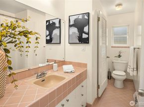9750 SE 41st Street, Mercer Island WA 98040