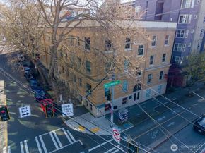 7 Harrison Street 20, Seattle WA 98109
