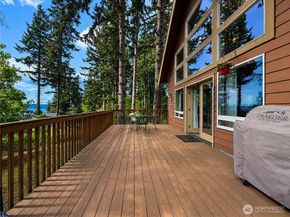 97 B Port Gardner Drive, Hat Island WA 98206