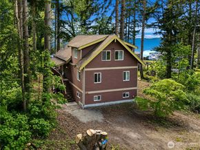 97 B Port Gardner Drive, Hat Island WA 98206