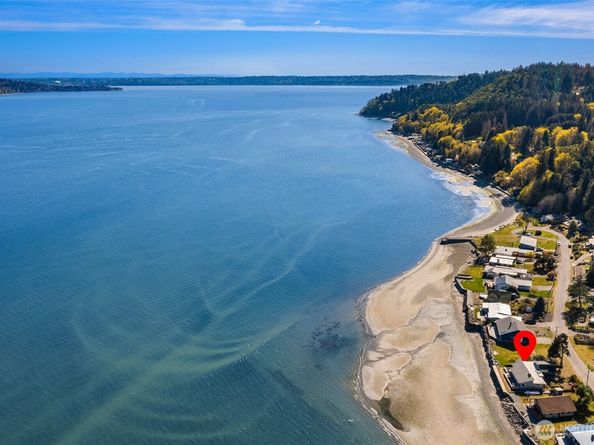 27518 Sandy Shores Drive SW, Vashon WA 98070
