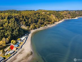 27518 Sandy Shores Drive SW, Vashon WA 98070