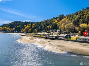 27518 Sandy Shores Drive SW, Vashon WA 98070