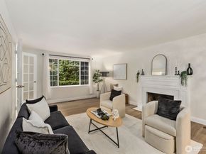 18505 NE 26th Street, Redmond WA 98052