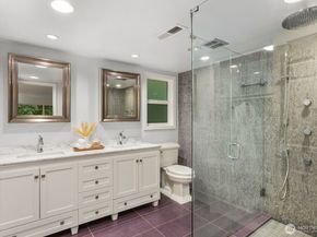 18505 NE 26th Street, Redmond WA 98052