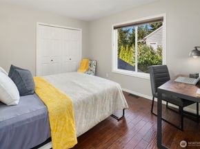 16290 SE 48th Drive, Bellevue WA 98006