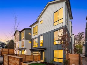 4417 2nd Avenue NE, Seattle WA 98105