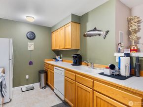 11501 7th Avenue W CC302, Everett WA 98204
