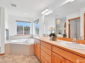 11706 51st Drive SE, Everett WA 98208