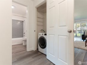 12230 SE 60th Street 34, Bellevue WA 98006