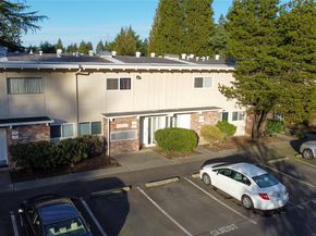 12230 SE 60th Street 34, Bellevue WA 98006