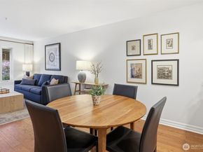 215 20th Avenue E 105, Seattle WA 98112