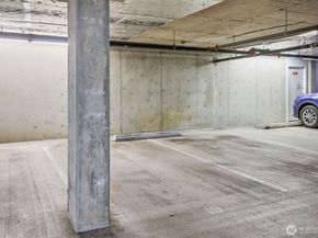 215 20th Avenue E 105, Seattle WA 98112
