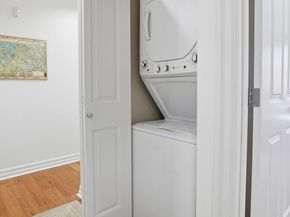 215 20th Avenue E 105, Seattle WA 98112