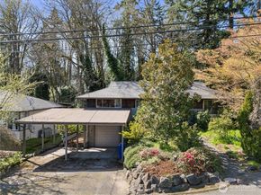 15829 4th Avenue SW, Burien WA 98166