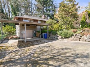 15829 4th Avenue SW, Burien WA 98166