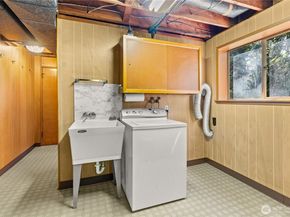 15829 4th Avenue SW, Burien WA 98166