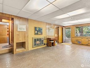 15829 4th Avenue SW, Burien WA 98166