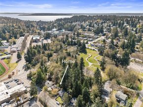 15829 4th Avenue SW, Burien WA 98166