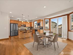4610 NE 1st Ct, Renton WA 98059