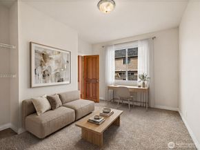 4610 NE 1st Ct, Renton WA 98059