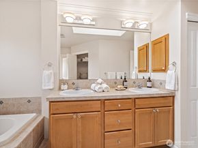 4610 NE 1st Ct, Renton WA 98059