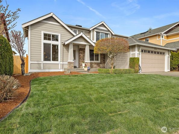 4610 NE 1st Ct, Renton WA 98059