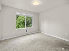 2004 101st Avenue SE 5, Lake Stevens WA 98258