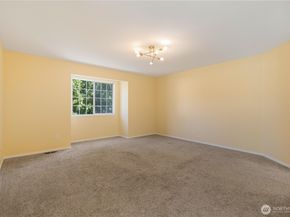 20319 120th AVE SE, Kent WA 98031