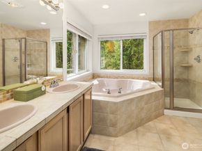 9215 Odin Way, Bothell WA 98011